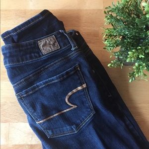 American Eagle skinny jeans